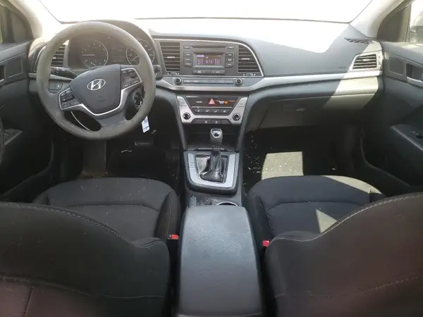 5NPD74LF3JH335679 2018 HYUNDAI ELANTRA - Image 8