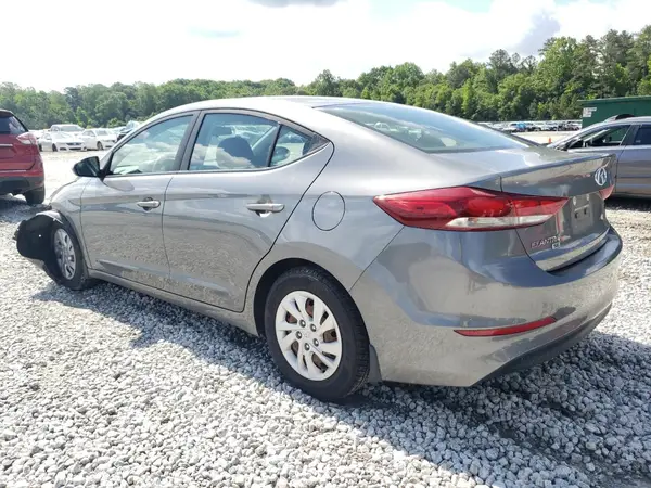 5NPD74LF3JH339683 2018 HYUNDAI ELANTRA - Image 2