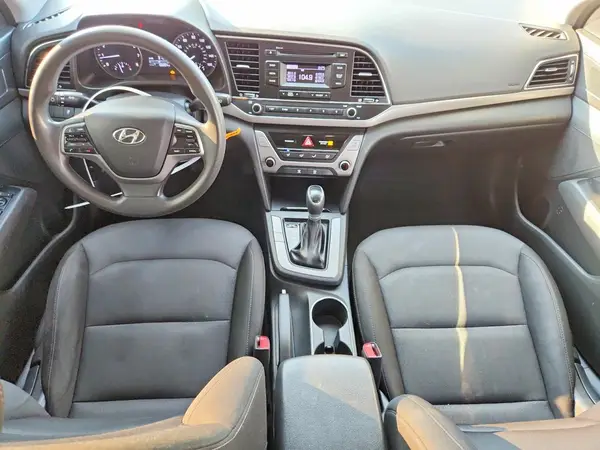 5NPD74LF3JH345533 2018 HYUNDAI ELANTRA - Image 8