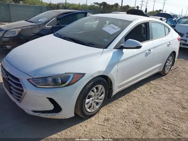 5NPD74LF3JH346990 2018 HYUNDAI ELANTRA - Image 2
