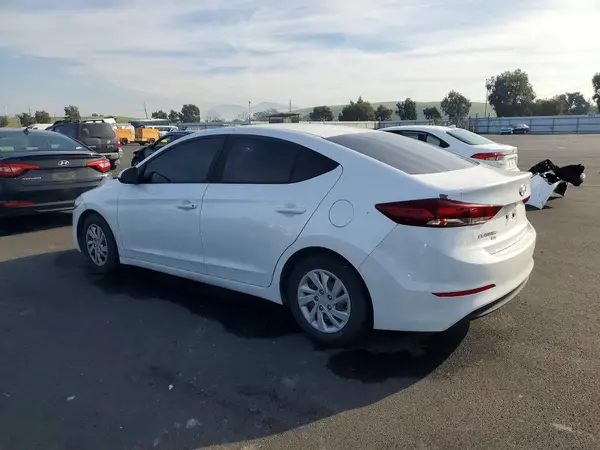 5NPD74LF3JH347329 2018 HYUNDAI ELANTRA - Image 2