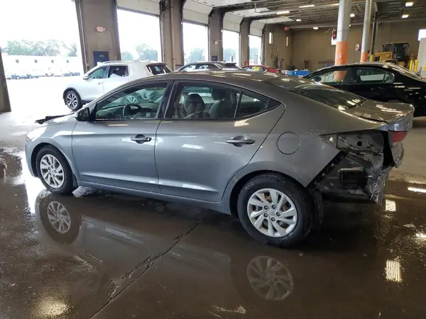 5NPD74LF3JH350702 2018 HYUNDAI ELANTRA - Image 2