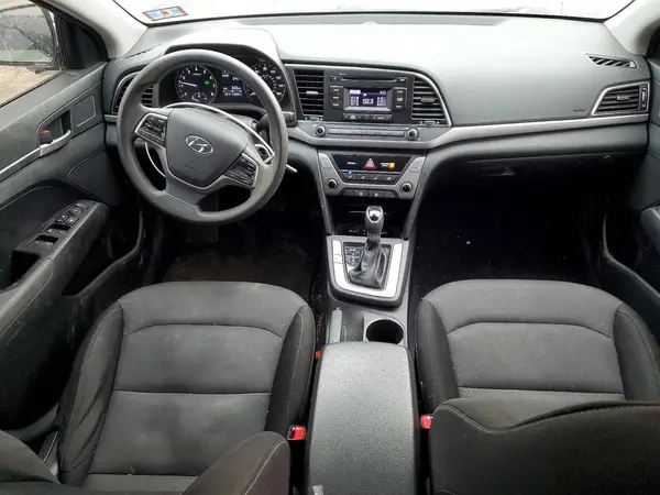 5NPD74LF3JH351087 2018 HYUNDAI ELANTRA - Image 8