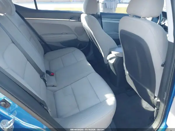 5NPD74LF3JH355303 2018 HYUNDAI ELANTRA - Image 8