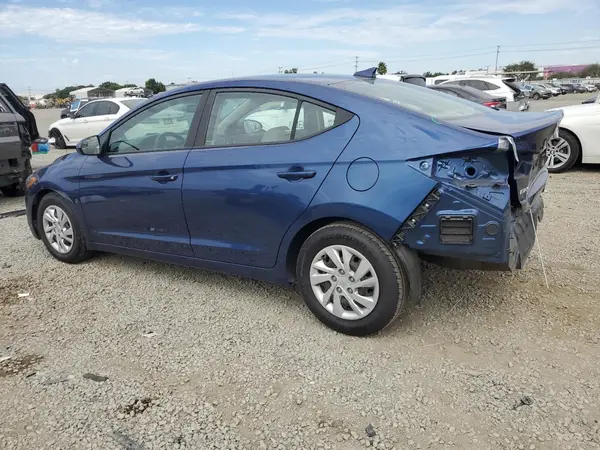 5NPD74LF3JH372358 2018 HYUNDAI ELANTRA - Image 2