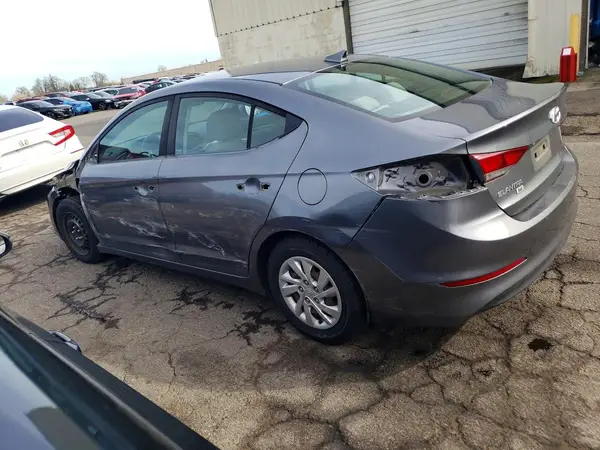 5NPD74LF3JH377642 2018 HYUNDAI ELANTRA - Image 2