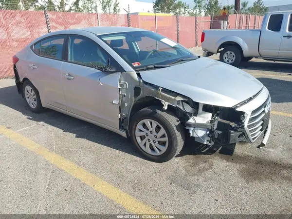 5NPD74LF3JH382601 2018 HYUNDAI ELANTRA - Image 1