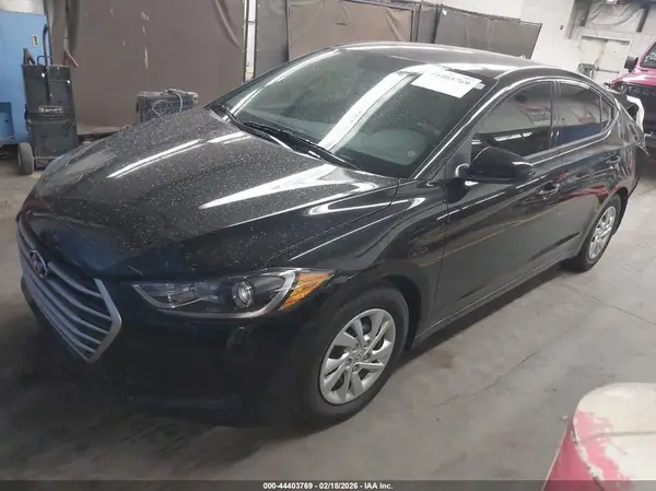 5NPD74LF3JH383134 2018 HYUNDAI ELANTRA - Image 2