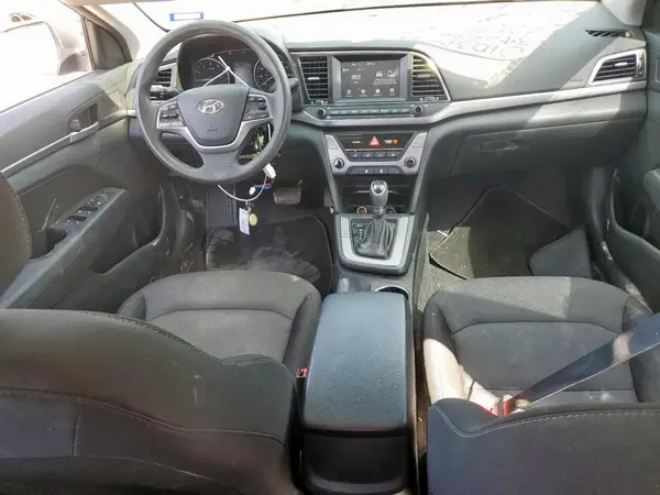 5NPD74LF3JH395221 2018 HYUNDAI ELANTRA - Image 8