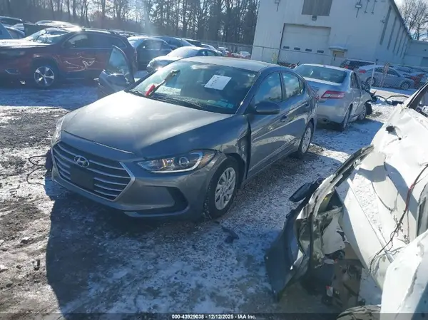 5NPD74LF3JH396837 2018 HYUNDAI ELANTRA - Image 2