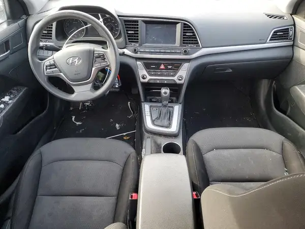 5NPD74LF3JH403060 2018 HYUNDAI ELANTRA - Image 8