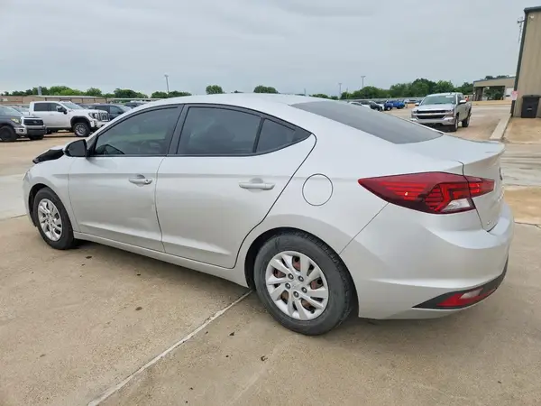 5NPD74LF3KH409765 2019 HYUNDAI ELANTRA - Image 2