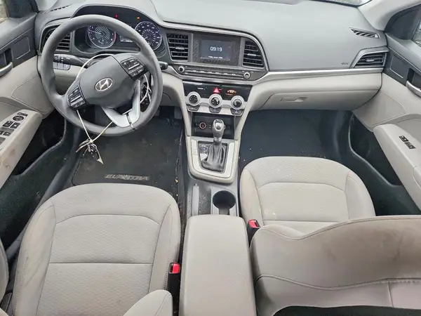 5NPD74LF3KH410107 2019 HYUNDAI ELANTRA - Image 8