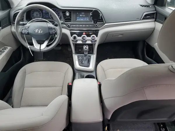 5NPD74LF3KH429823 2019 HYUNDAI ELANTRA - Image 8