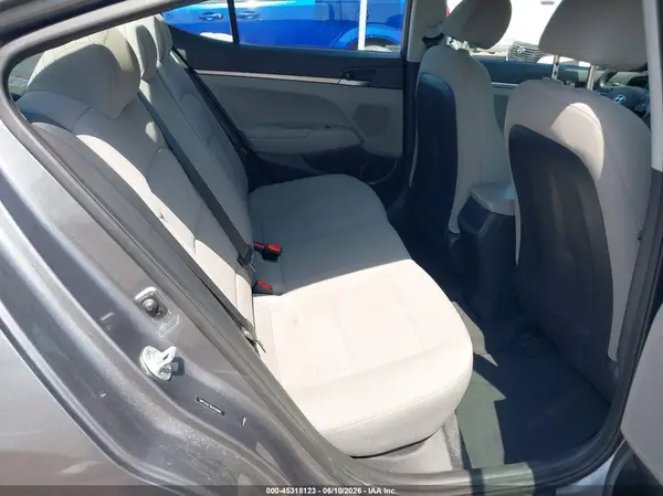 5NPD74LF3KH429840 2019 HYUNDAI ELANTRA - Image 8