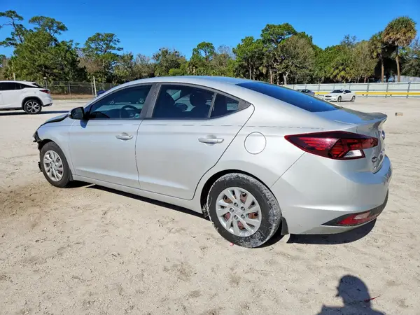 5NPD74LF3KH430051 2019 HYUNDAI ELANTRA - Image 2