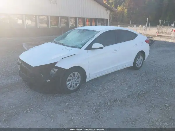 5NPD74LF3KH431426 2019 HYUNDAI ELANTRA - Image 2