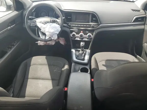 5NPD74LF3KH434858 2019 HYUNDAI ELANTRA - Image 8