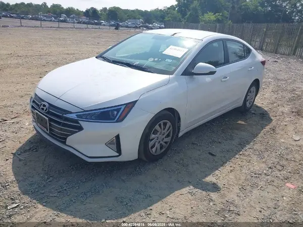 5NPD74LF3KH435704 2019 HYUNDAI ELANTRA - Image 2