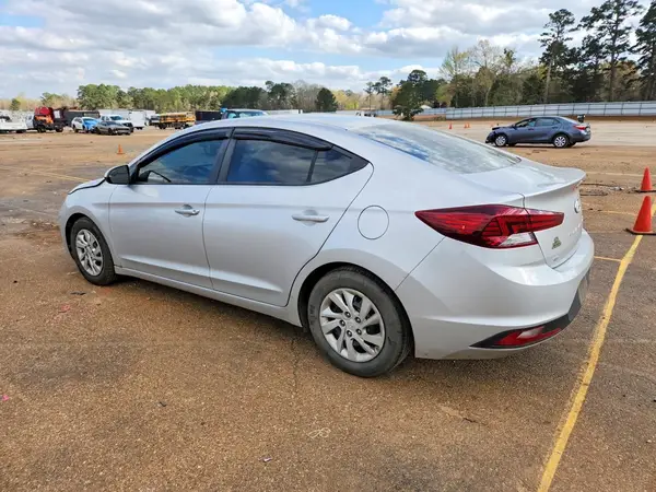 5NPD74LF3KH436092 2019 HYUNDAI ELANTRA - Image 2