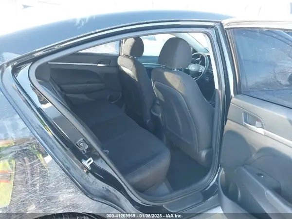 5NPD74LF3KH439090 2019 HYUNDAI ELANTRA - Image 8