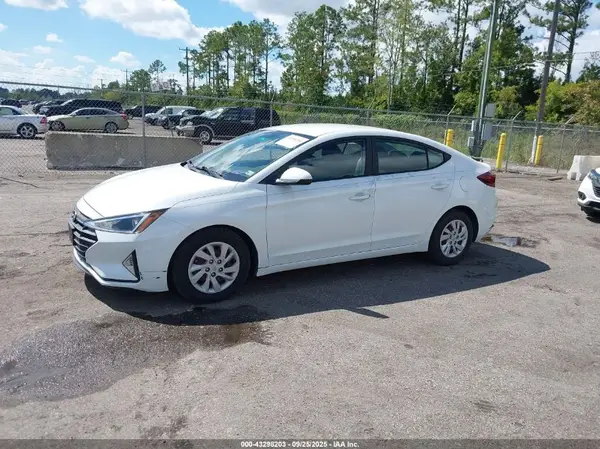 5NPD74LF3KH442023 2019 HYUNDAI ELANTRA - Image 2