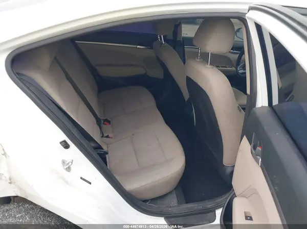 5NPD74LF3KH442507 2019 HYUNDAI ELANTRA - Image 8