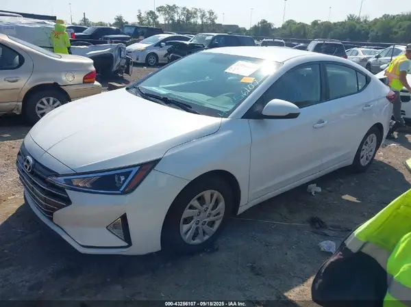 5NPD74LF3KH448243 2019 HYUNDAI ELANTRA - Image 2