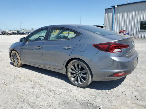 5NPD74LF3KH449795 2019 HYUNDAI ELANTRA - Image 2