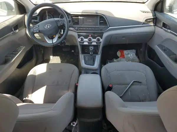 5NPD74LF3KH449795 2019 HYUNDAI ELANTRA - Image 8