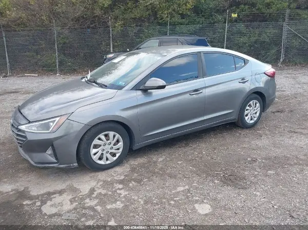 5NPD74LF3KH450414 2019 HYUNDAI ELANTRA - Image 2