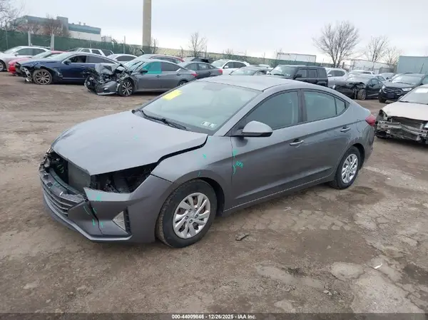 5NPD74LF3KH450669 2019 HYUNDAI ELANTRA - Image 2