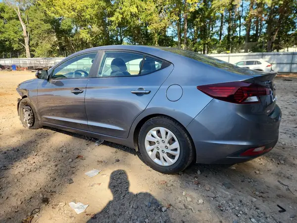 5NPD74LF3KH450803 2019 HYUNDAI ELANTRA - Image 2