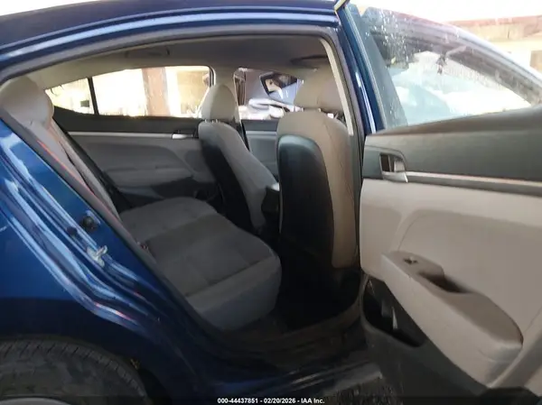 5NPD74LF3KH456374 2019 HYUNDAI ELANTRA - Image 8