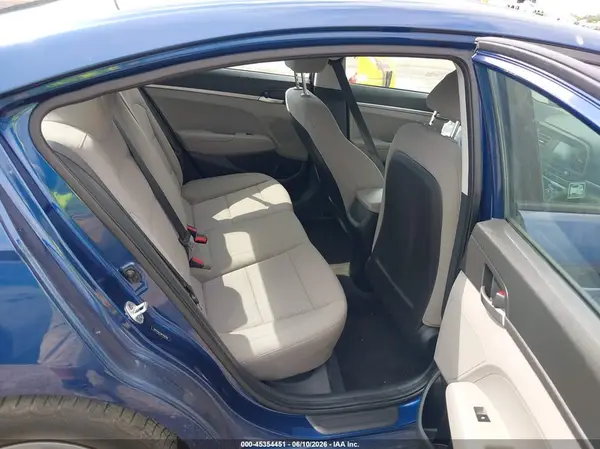 5NPD74LF3KH456746 2019 HYUNDAI ELANTRA - Image 8