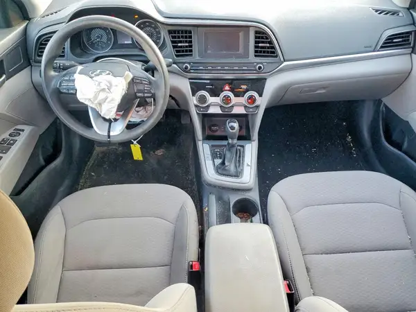 5NPD74LF3KH457590 2019 HYUNDAI ELANTRA - Image 8