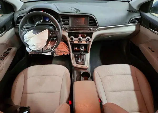 5NPD74LF3KH458450 2019 HYUNDAI ELANTRA - Image 8