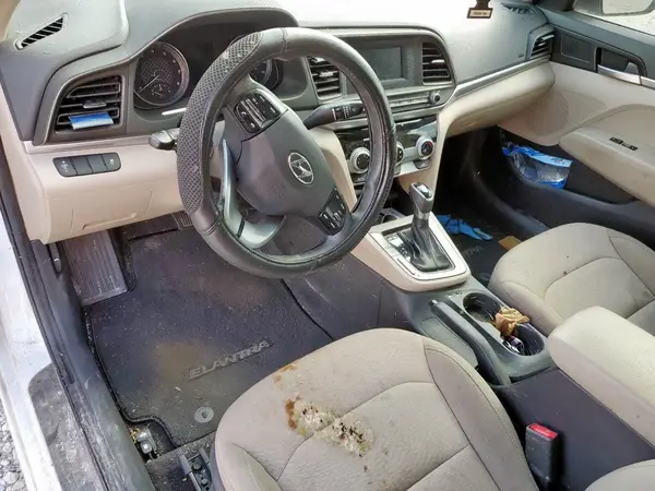 5NPD74LF3KH461963 2019 HYUNDAI ELANTRA - Image 8