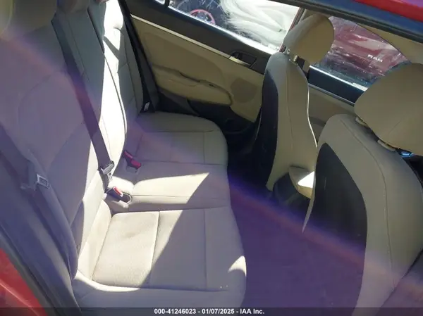 5NPD74LF3KH464121 2019 HYUNDAI ELANTRA - Image 8