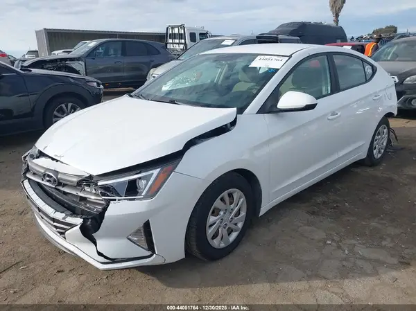 5NPD74LF3KH466077 2019 HYUNDAI ELANTRA - Image 2
