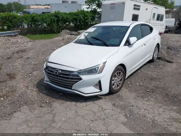 5NPD74LF3KH468928 2019 HYUNDAI ELANTRA - Image 2