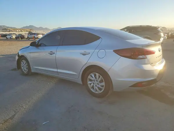 5NPD74LF3KH472154 2019 HYUNDAI ELANTRA - Image 2