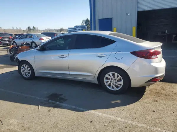5NPD74LF3KH473708 2019 HYUNDAI ELANTRA - Image 2