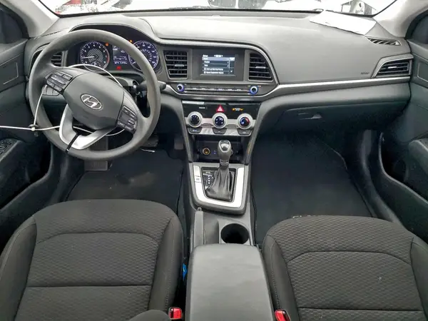 5NPD74LF3KH475622 2019 HYUNDAI ELANTRA - Image 8