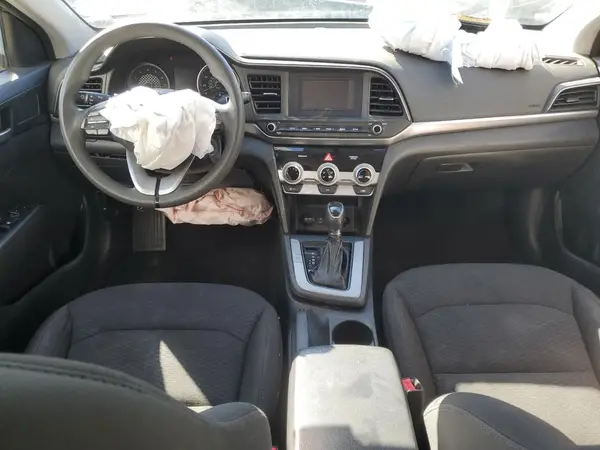 5NPD74LF3KH476950 2019 HYUNDAI ELANTRA - Image 8