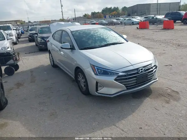 5NPD74LF3KH480108 2019 HYUNDAI ELANTRA - Image 1