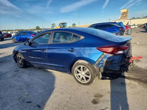 5NPD74LF3KH483476 2019 HYUNDAI ELANTRA - Image 2