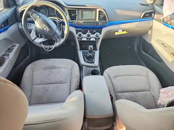 5NPD74LF3KH483476 2019 HYUNDAI ELANTRA - Image 8