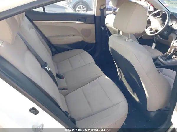 5NPD74LF3KH484272 2019 HYUNDAI ELANTRA - Image 8