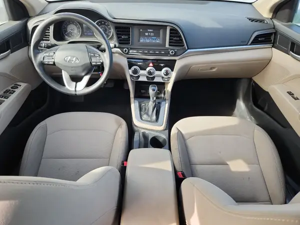 5NPD74LF3KH484708 2019 HYUNDAI ELANTRA - Image 8